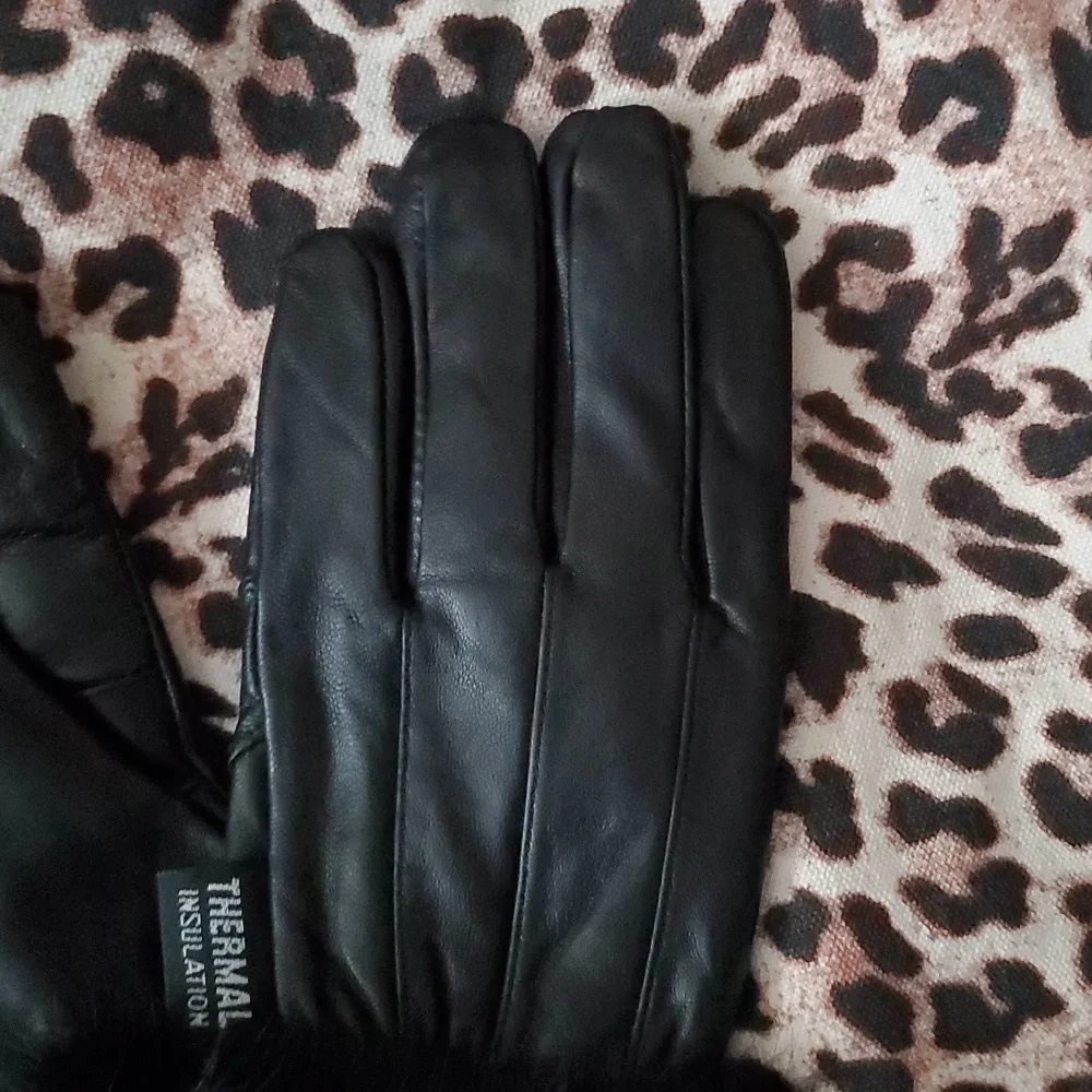 *NIP* Alpine Swiss Gloves - Picture 5 of 16